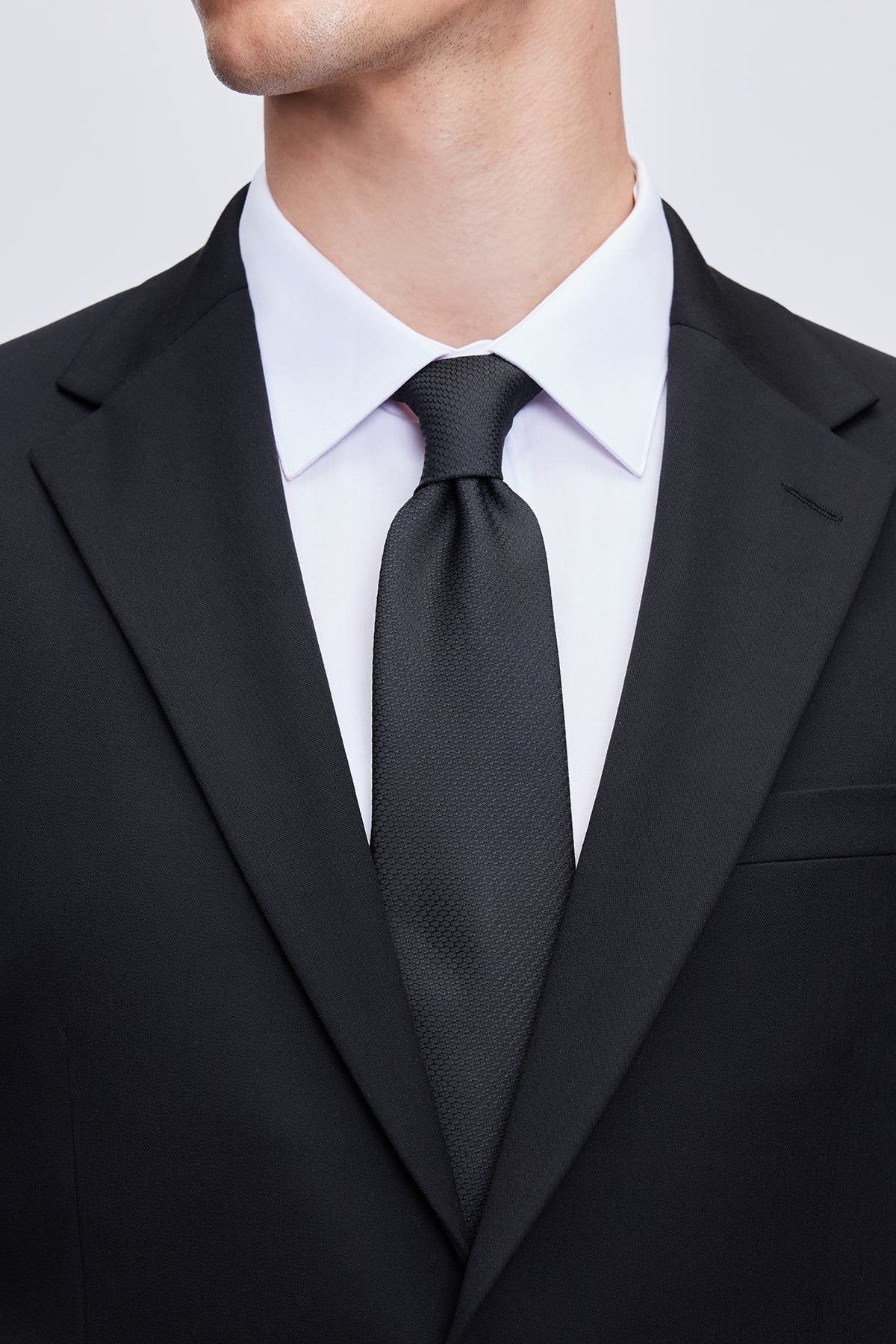 Casual 2.75-inch Black Tie - MIB