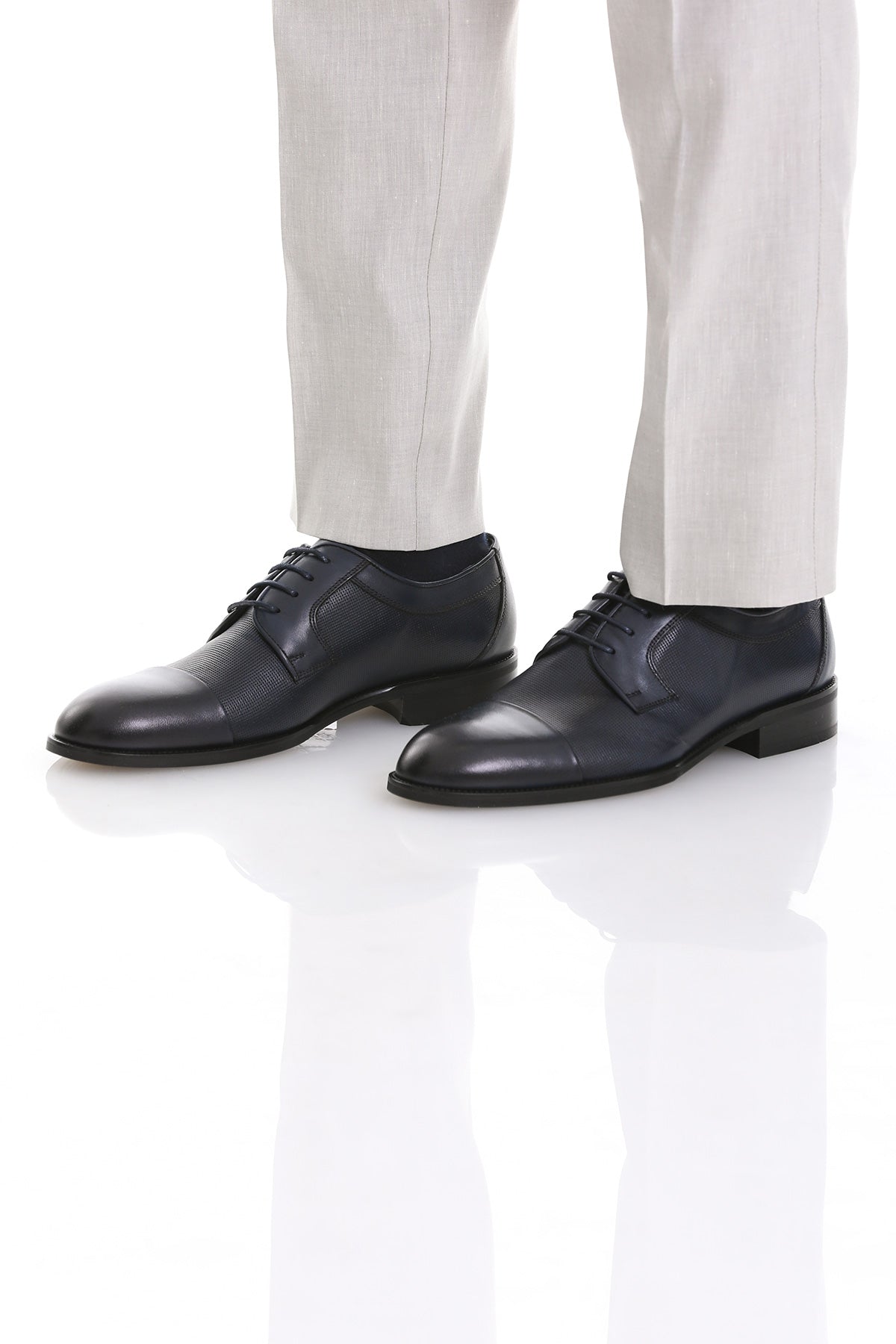 Classic Genuine Leather Navy Aniline Cap Toe Lace-Up Shoes