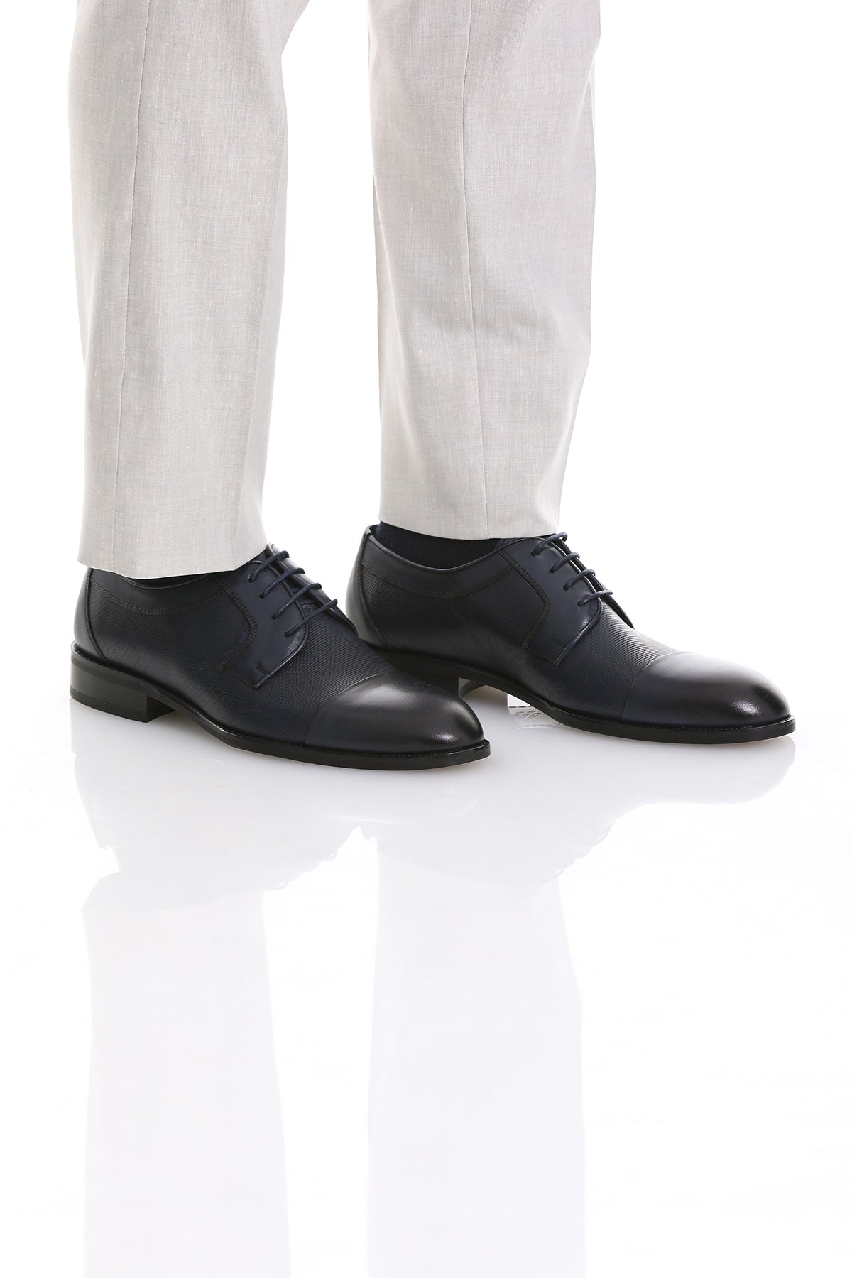 Classic Genuine Leather Navy Aniline Cap Toe Lace-Up Shoes