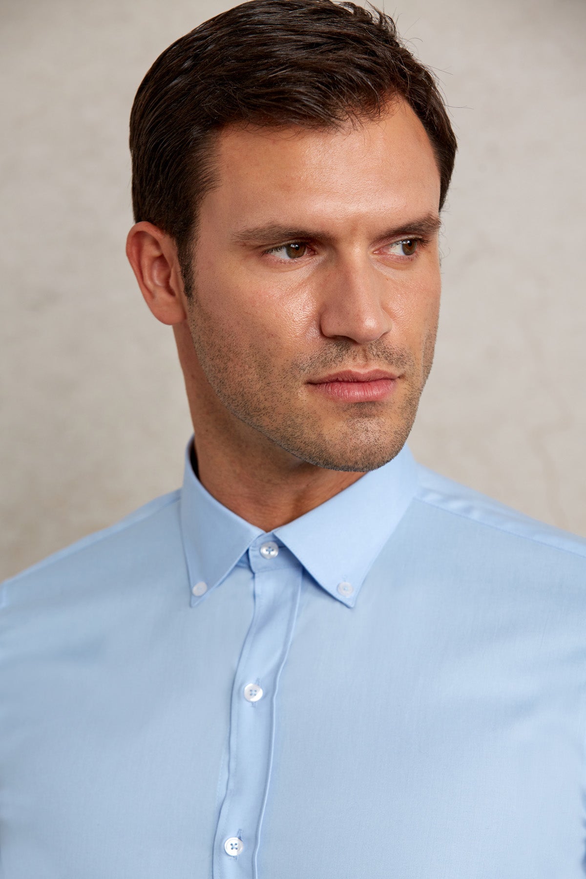 Comfort Fit Plain Button-Down Cotton Light Blue Casual