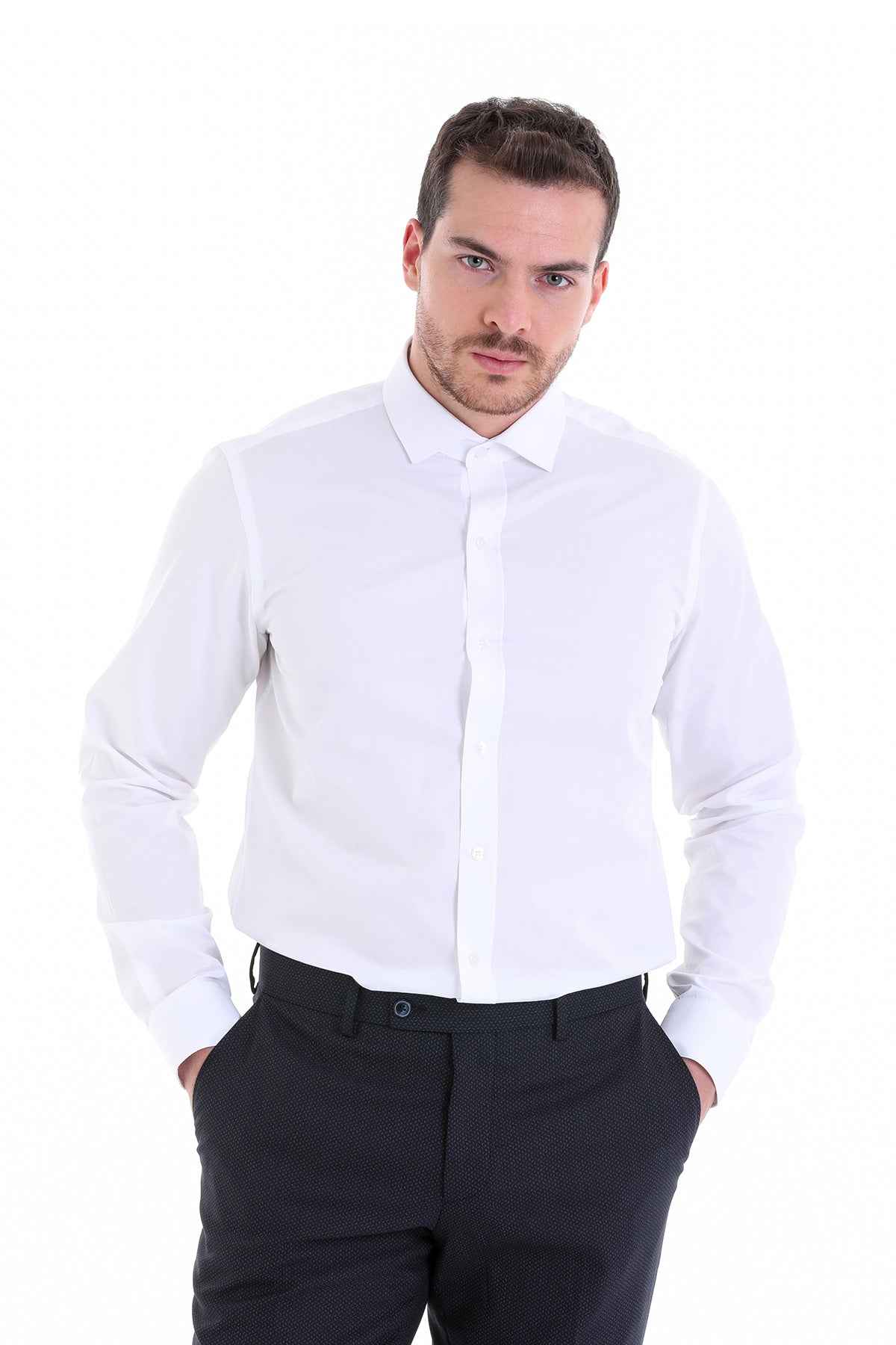 Comfort Fit Spread Collar 100% Cotton White Dress Shirt