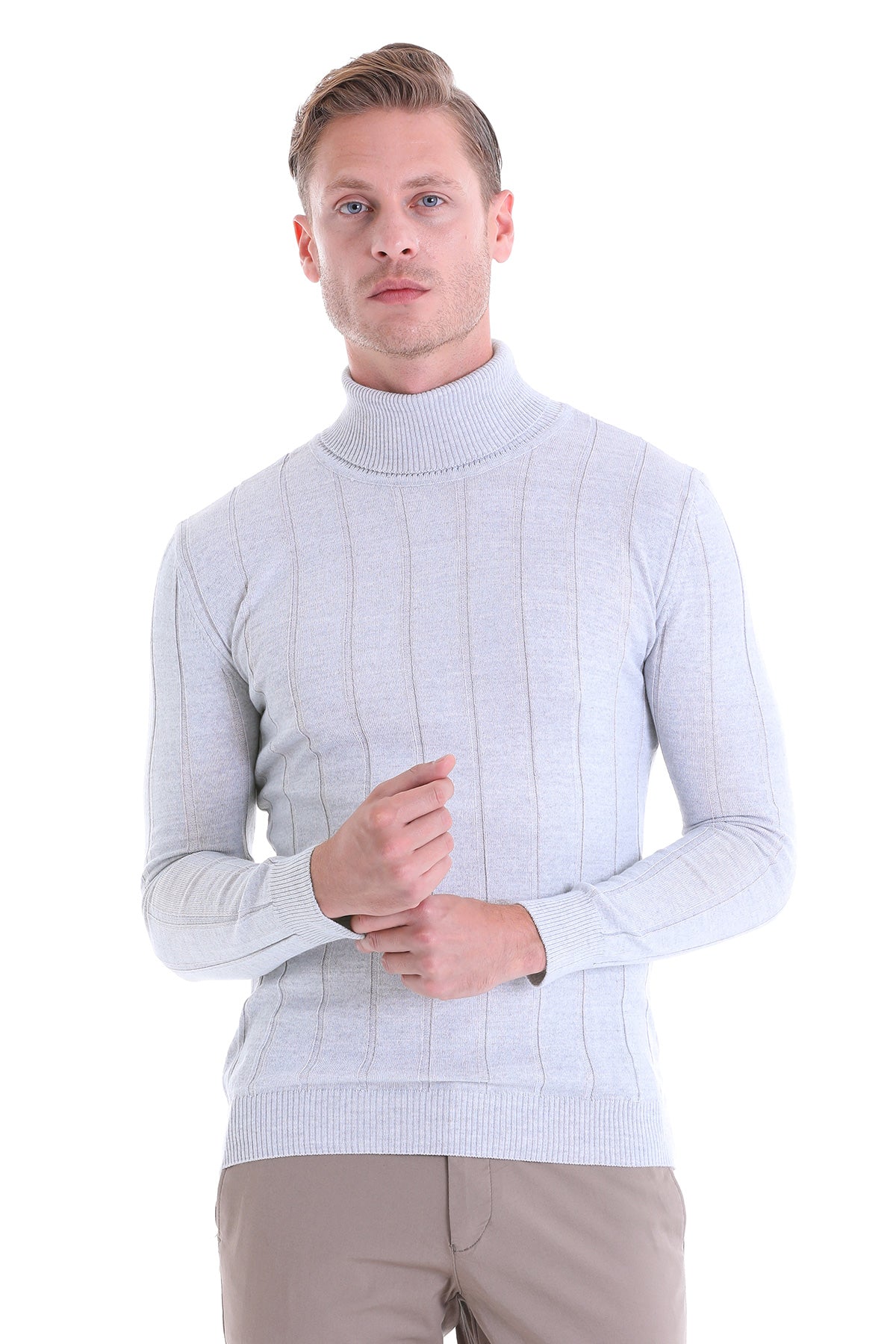 Comfort Fit Wool Blend Light Gray Turtleneck Sweater - MIB