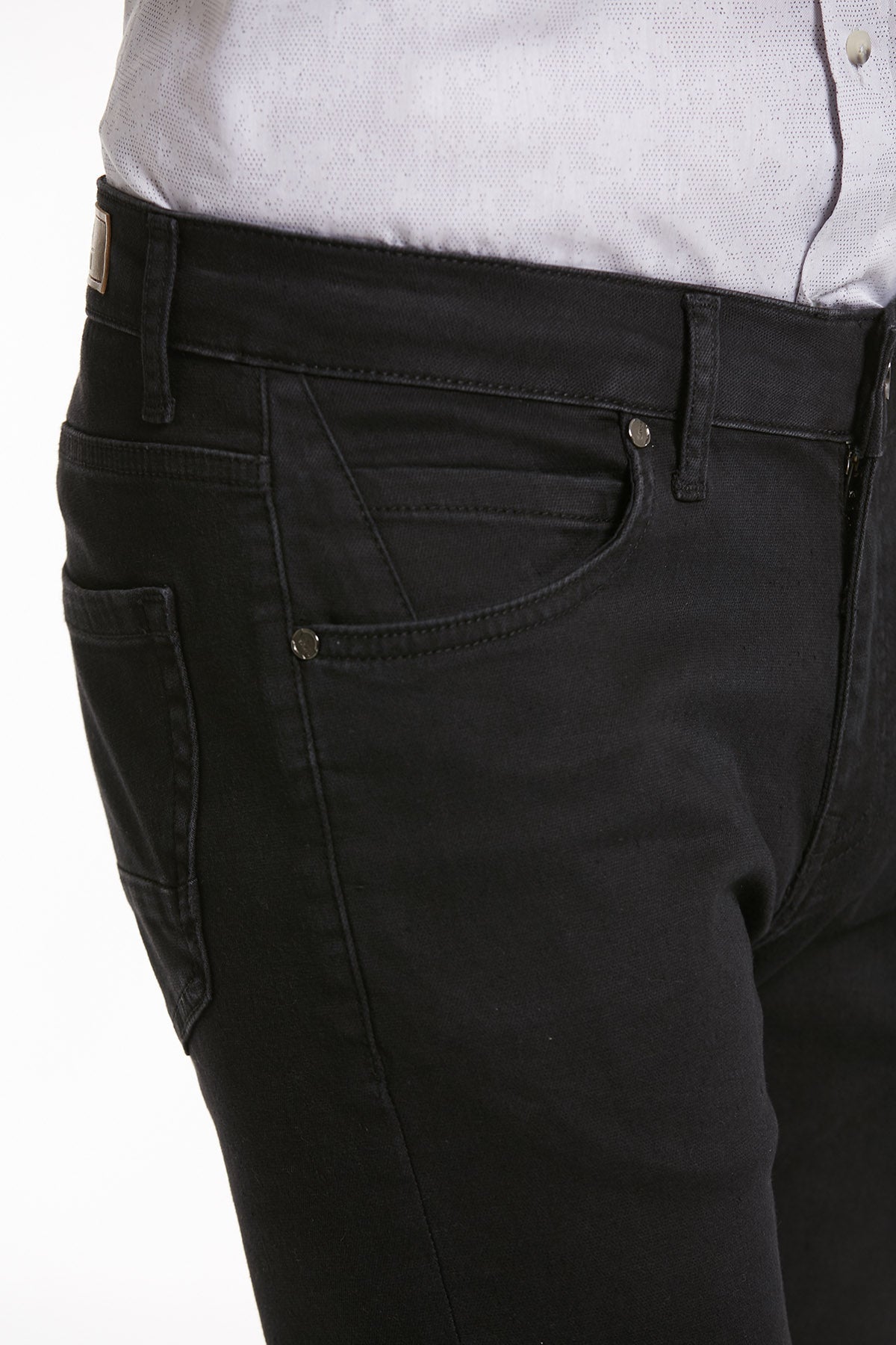 Dynamic Fit 5 Pocket Low Waist Cotton Black Denim Jeans