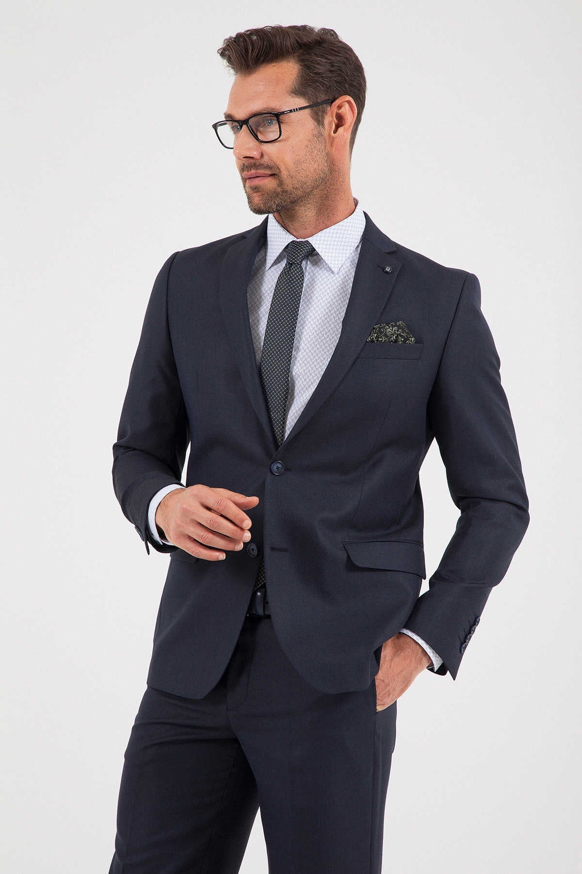 Dynamic Fit Notch Lapel Navy Classic Suit - MIB