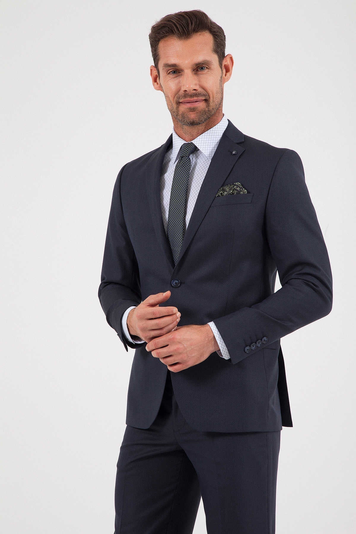 Dynamic Fit Notch Lapel Navy Classic Suit - MIB