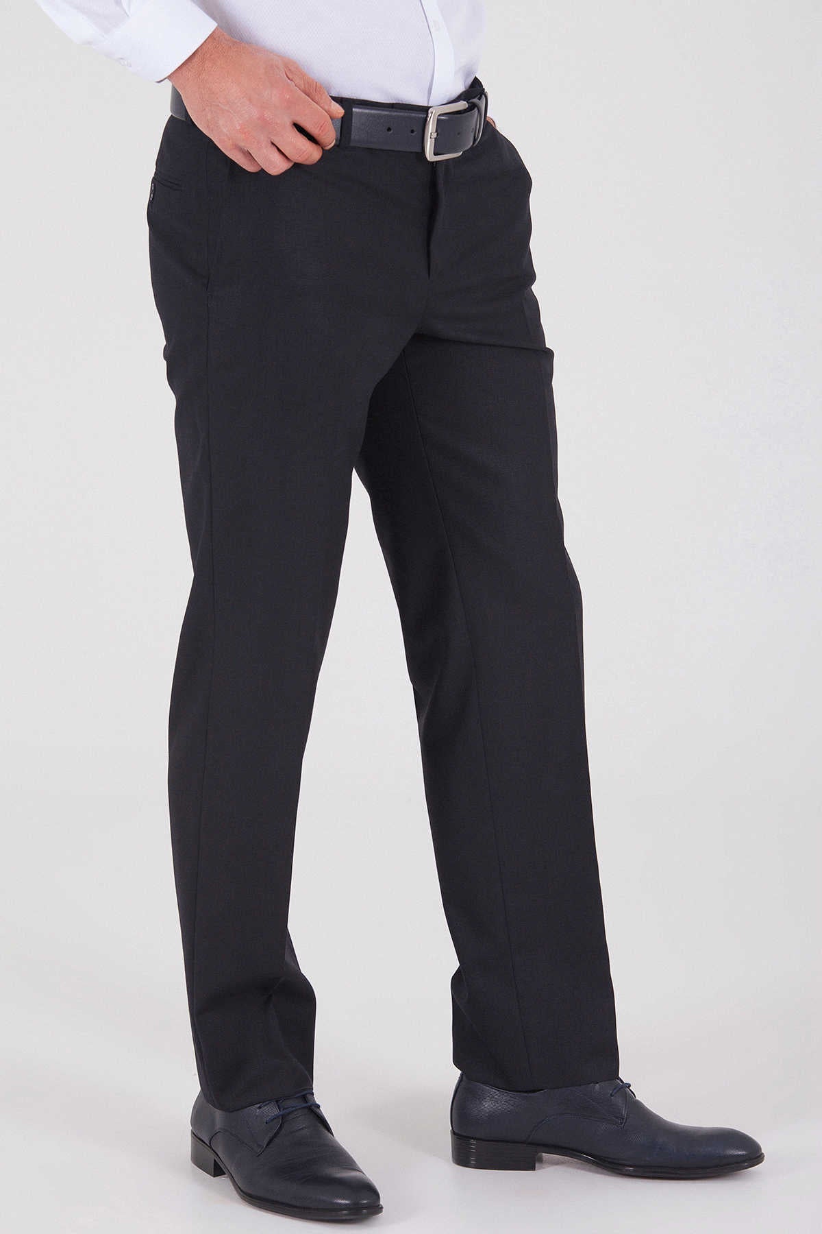 Dynamic Fit Side Pocket Low Waist Navy Dress Pants - MIB