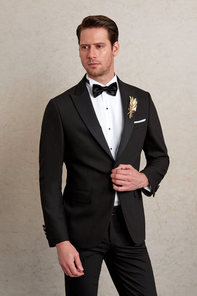 Muscle Fit Release Peak Lapel Patterned Black Classic