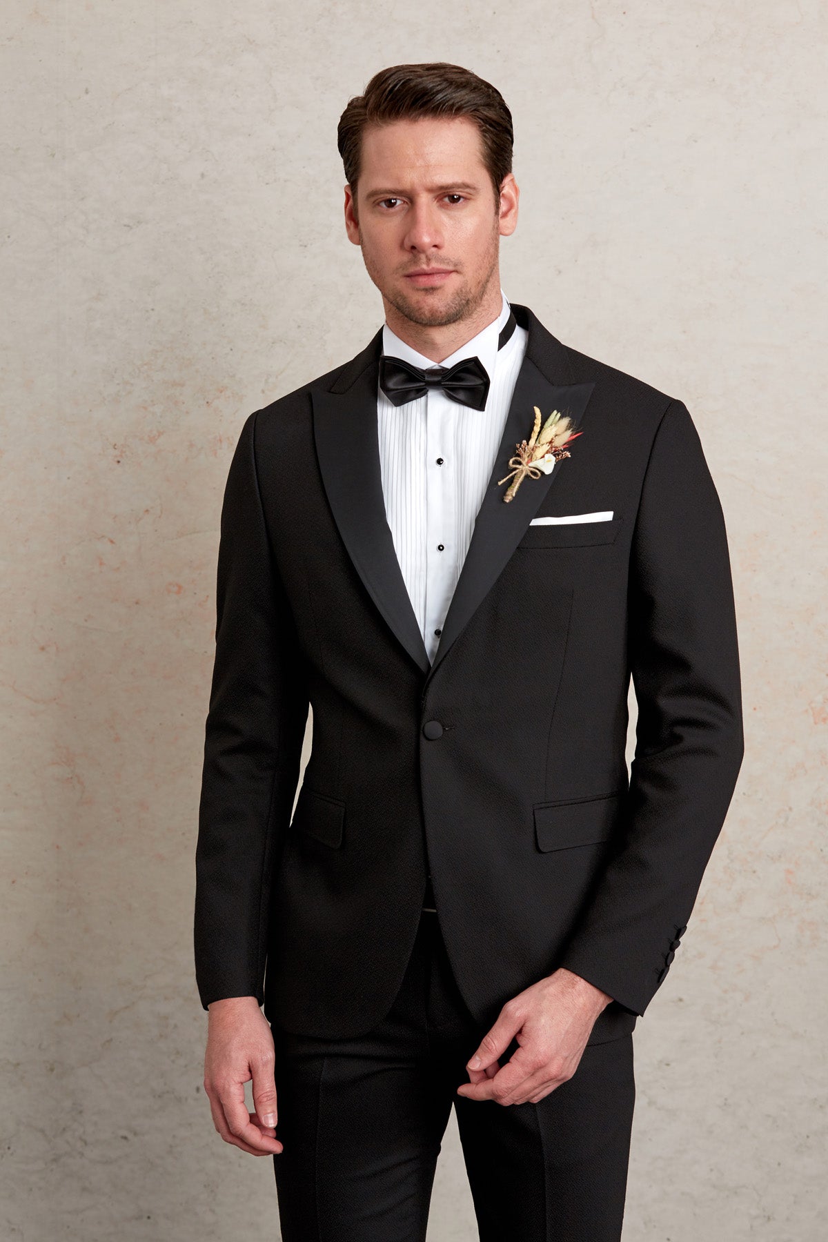 Muscle Fit Release Peak Lapel Patterned Black Classic