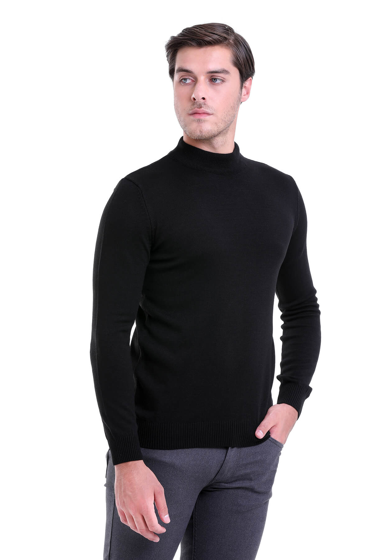 Regular Fit Black Mock Neck Sweater - MIB