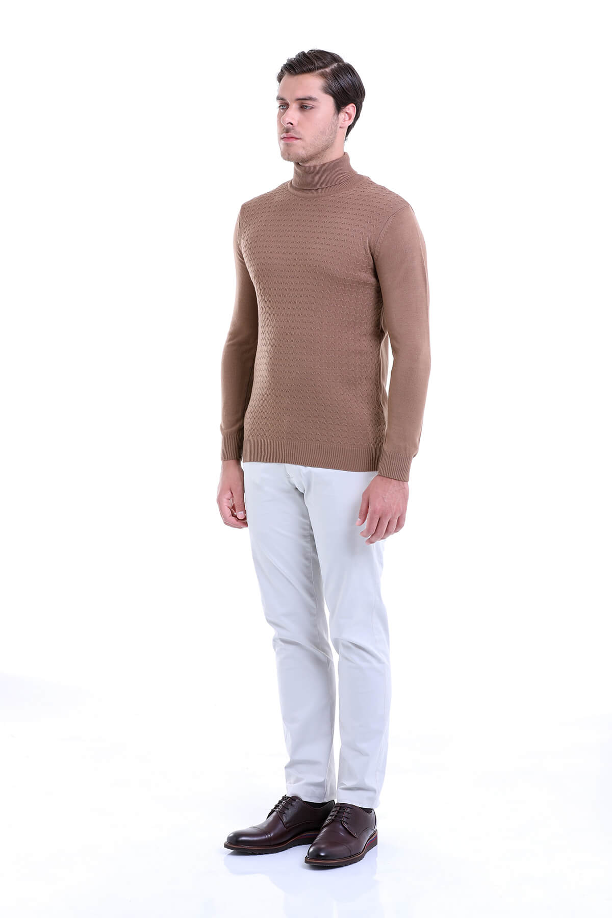 Regular Fit Brown Turtleneck Sweater - MIB