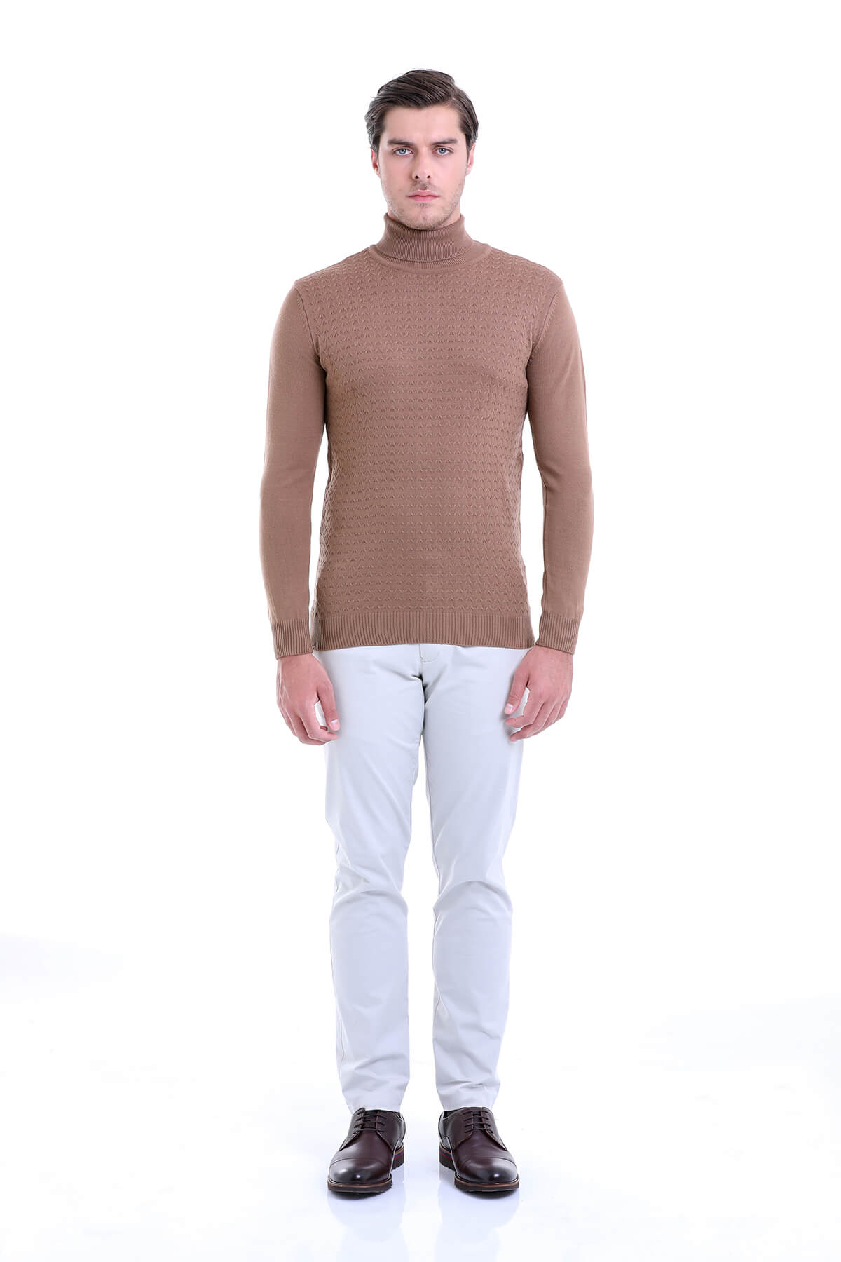 Regular Fit Brown Turtleneck Sweater - MIB