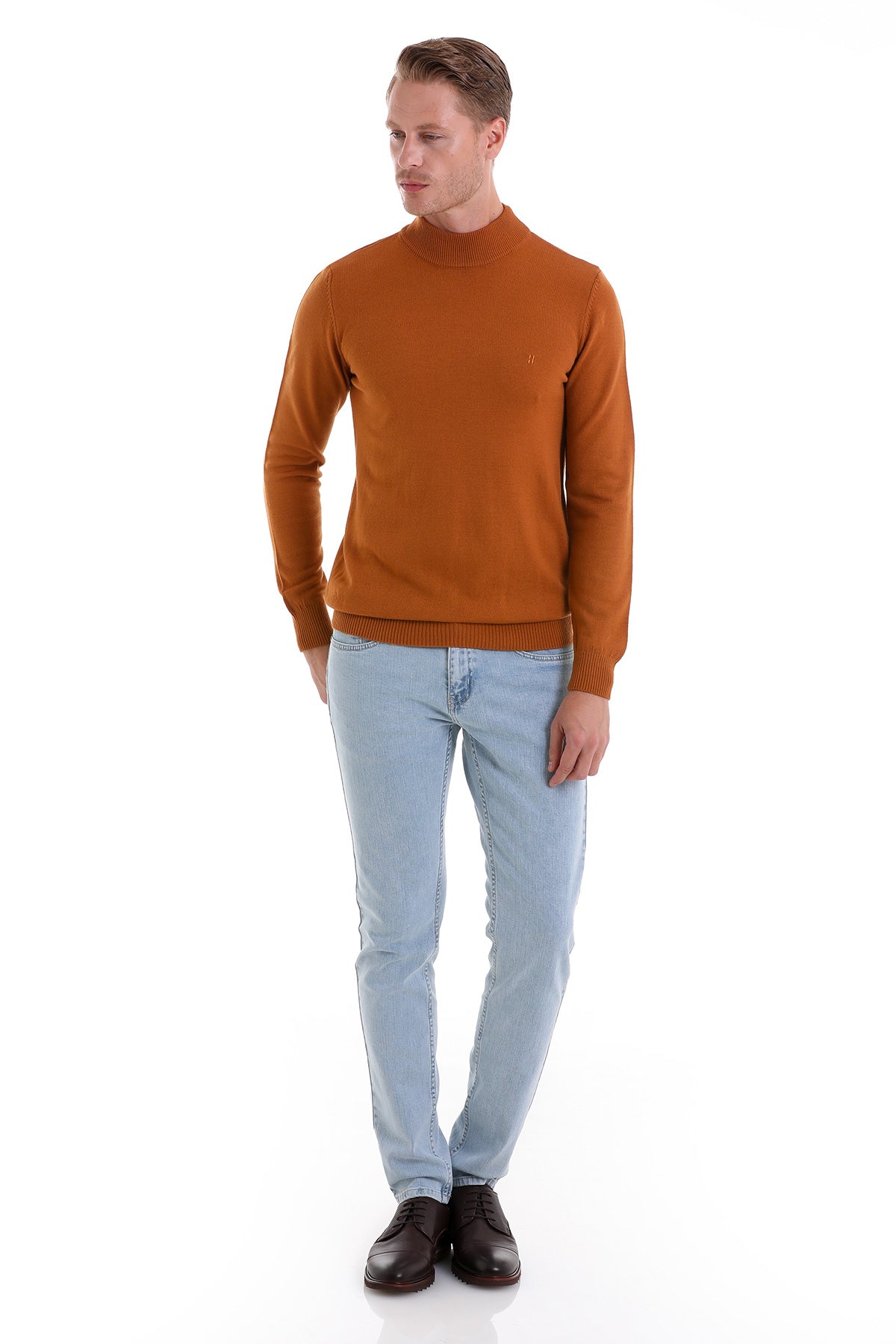 Regular Fit Camel Mock Neck Sweater - MIB