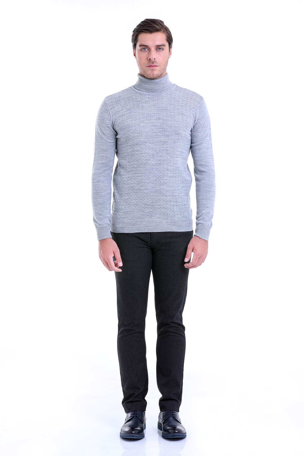 Regular Fit Gray Turtleneck Sweater - MIB