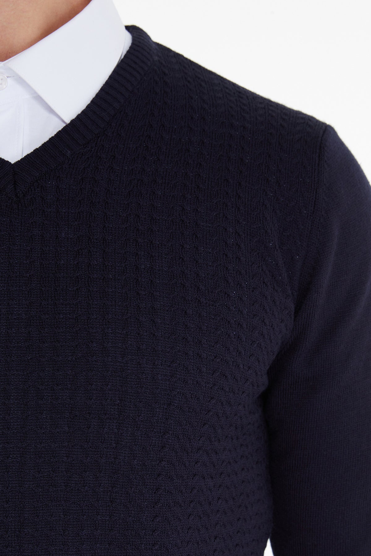 Regular Fit Navy V-Neck Sweater - MIB