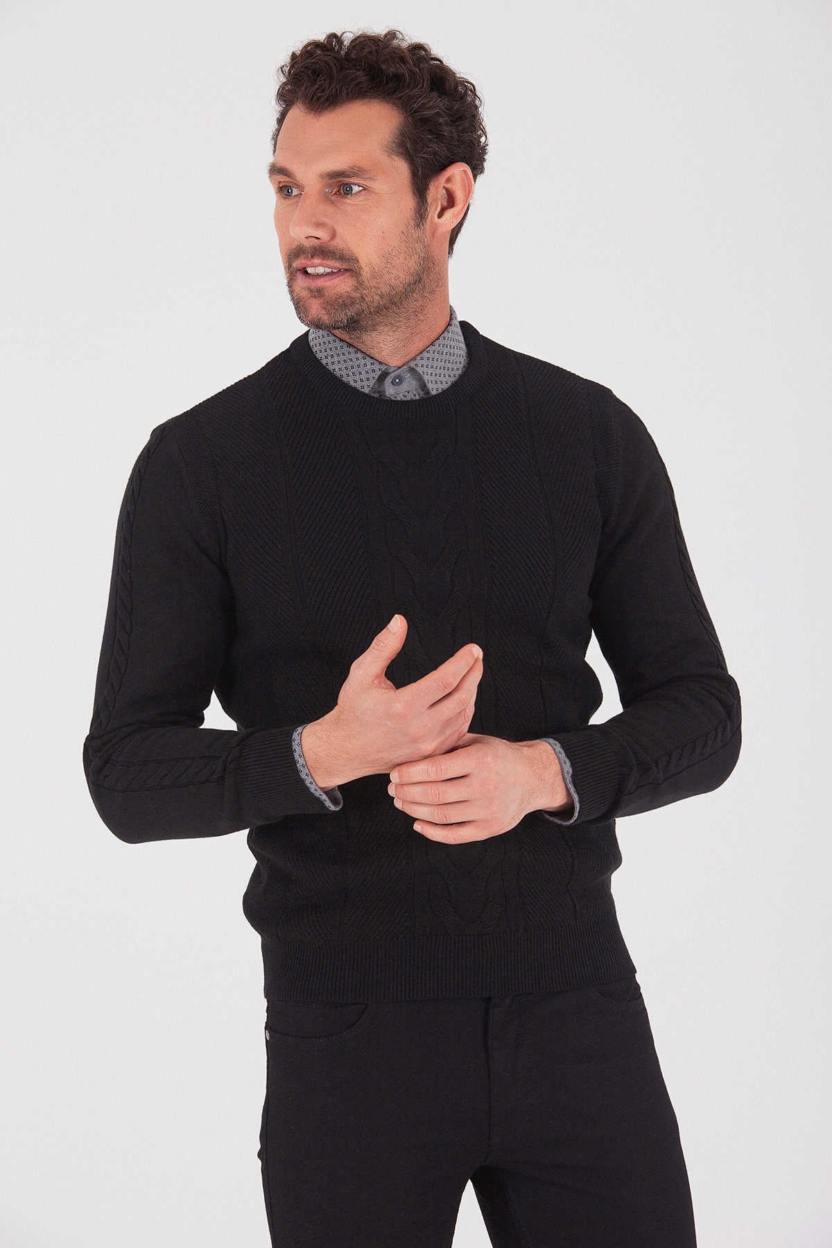 Regular Fit Plain Cotton Blend Grey Crewneck Sweater Black