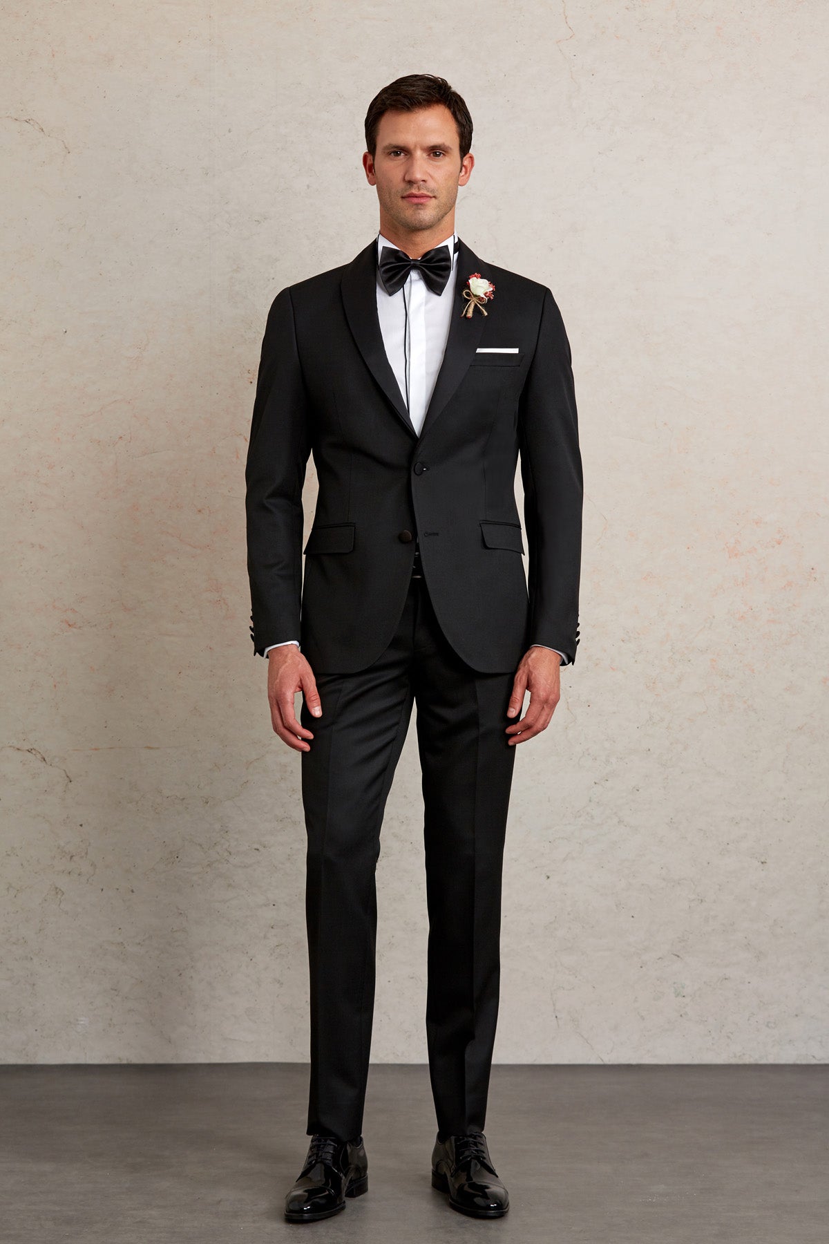 Slim Fit Black Release Shawl Lapel Wing Tip Classic Tuxedo