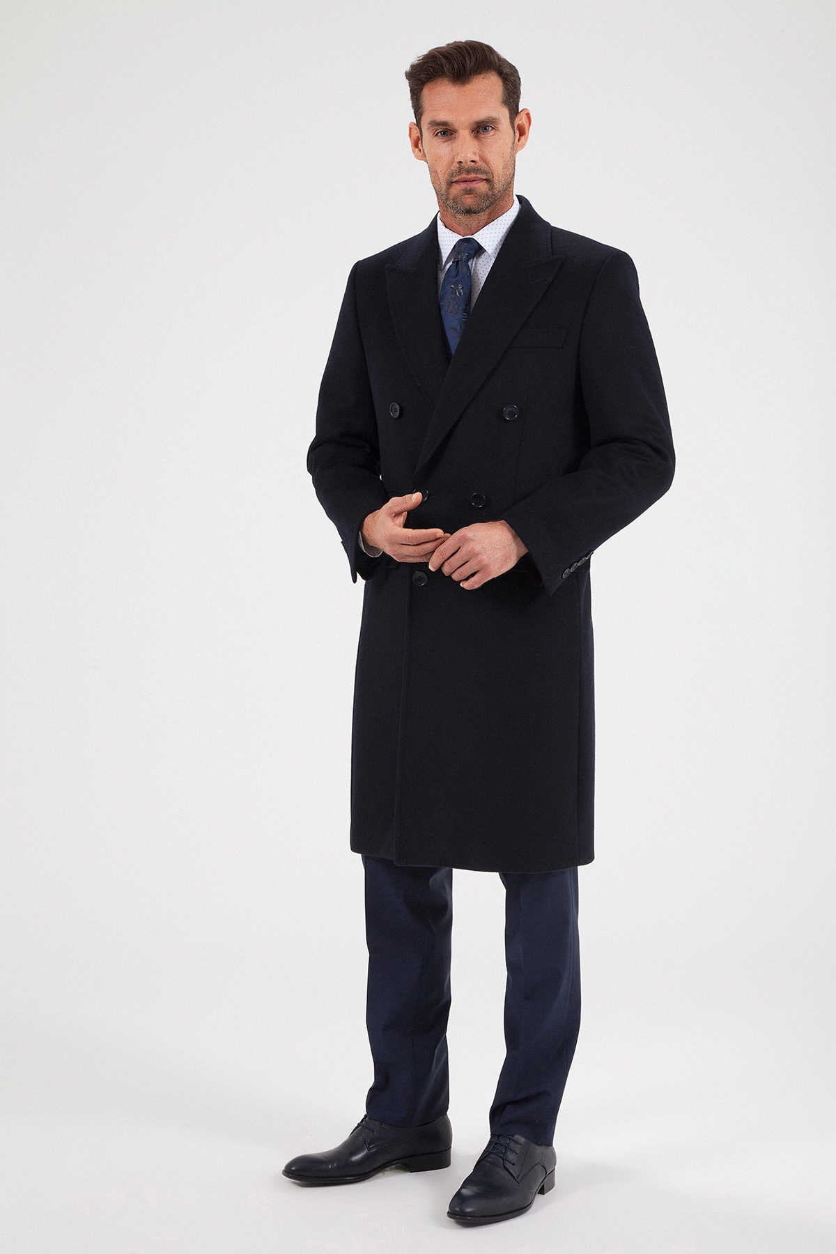 Slim Fit Double Breasted Peak Lapel Wool Blend Navy