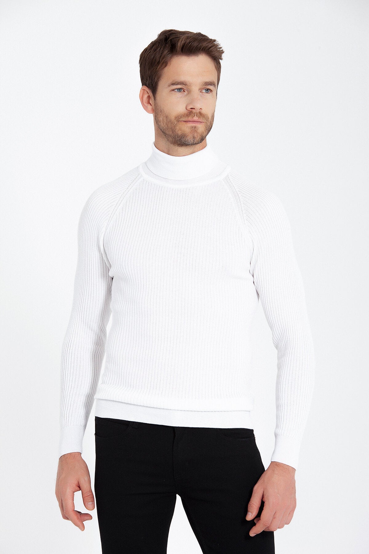 Slim Fit Ecru Turtleneck Sweater - SAYKI