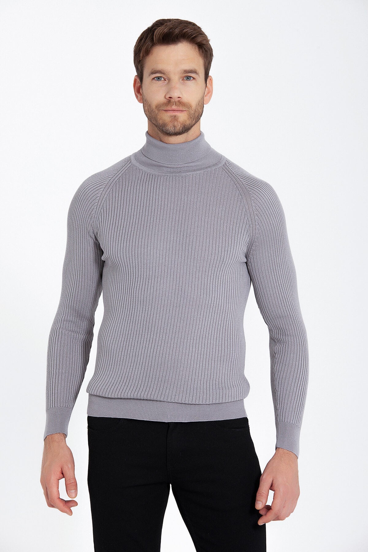 Slim Fit Gray Turtleneck Sweater - SAYKI