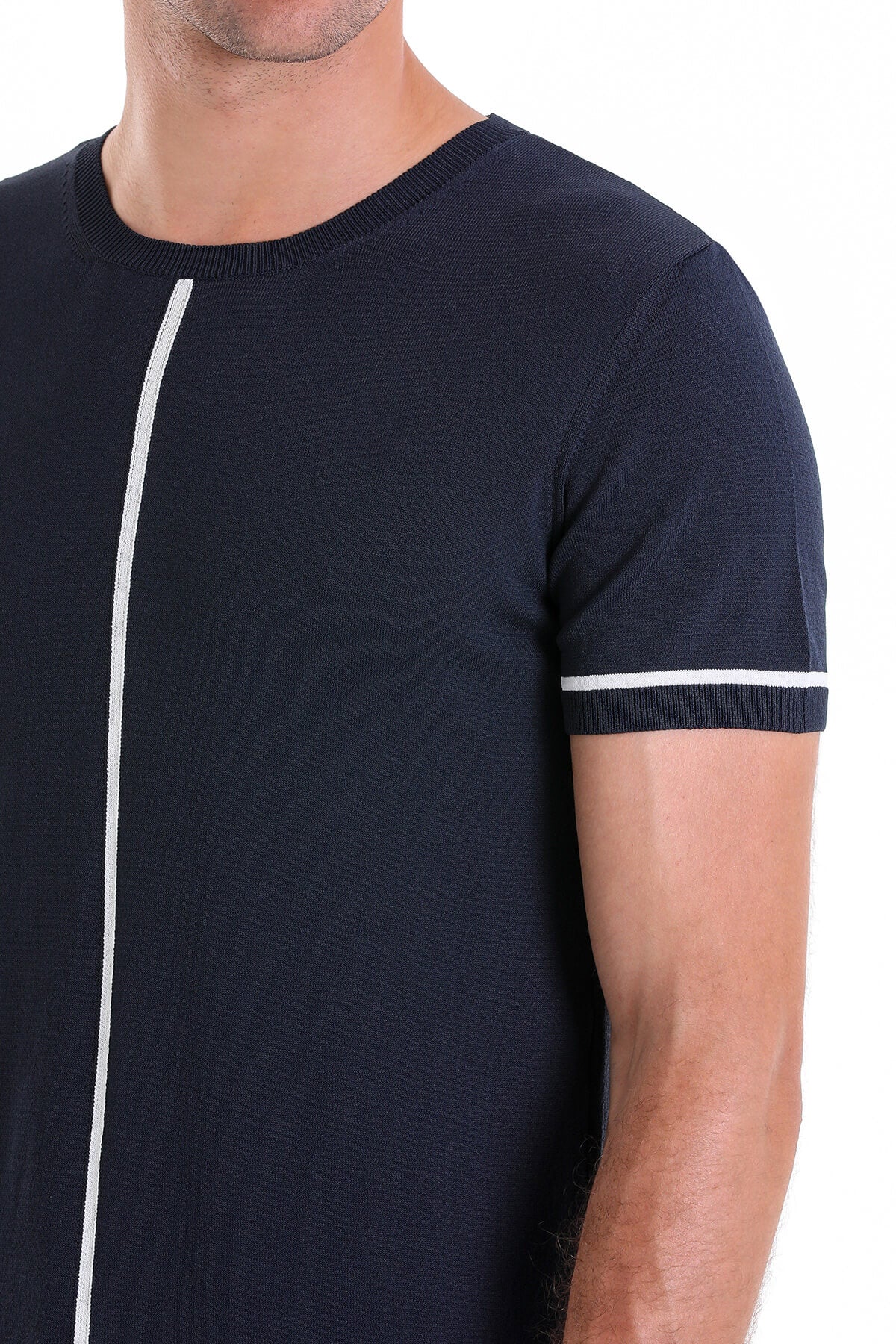 Slim Fit Navy Crew Neck T-Shirt - MIB