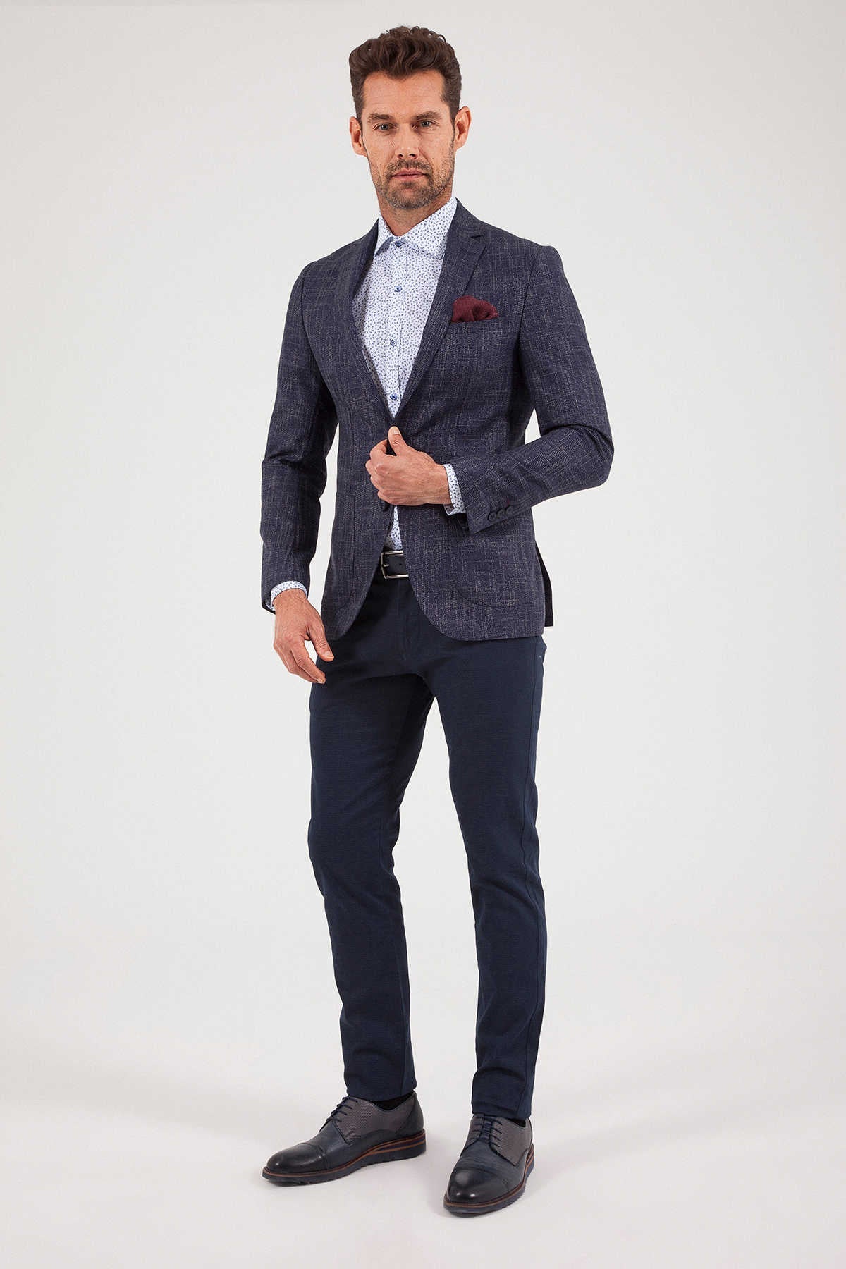 Navy blazer, grey trousers, light blue shirt, burgundy tie, black shoes |  Mens fashion blazer, Mens fashion suits, Formal men outfit