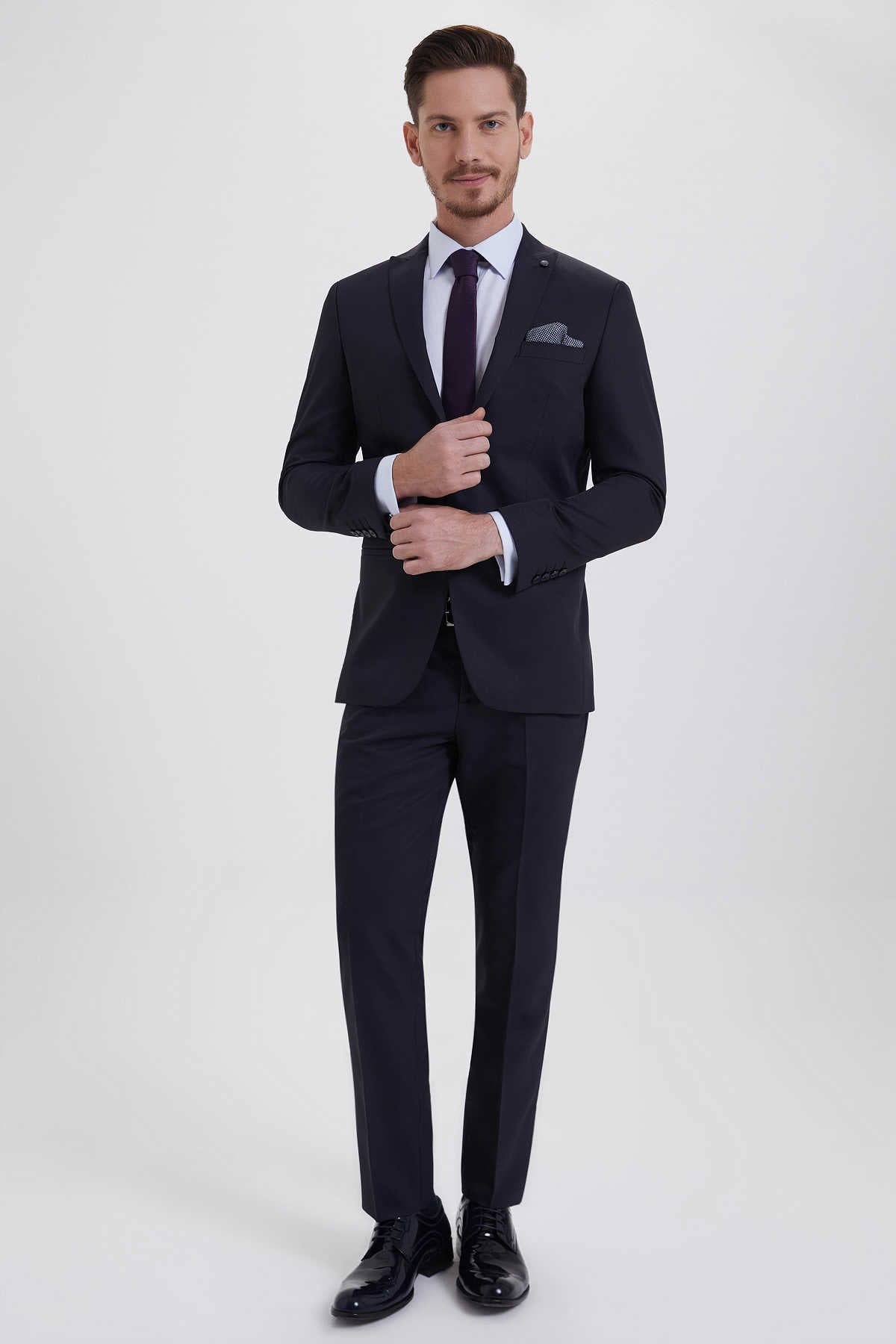 Slim Fit Peak Lapel Patterned Wool Blend Classic Suit Navy