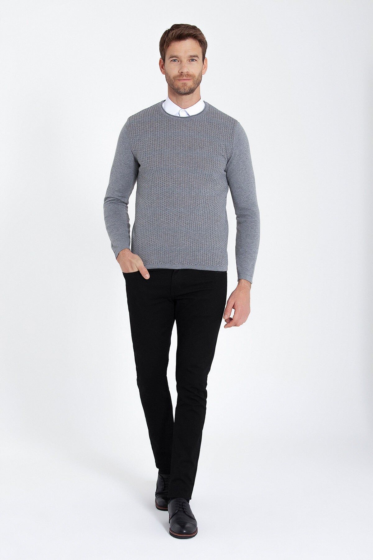 Slim Fit Plain Cotton Blend Black & Red Crewneck Sweater