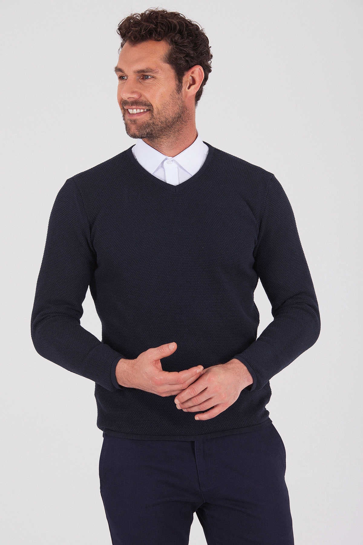 Slim Fit Plain Cotton Blend Khaki V-Neck Sweater Navy