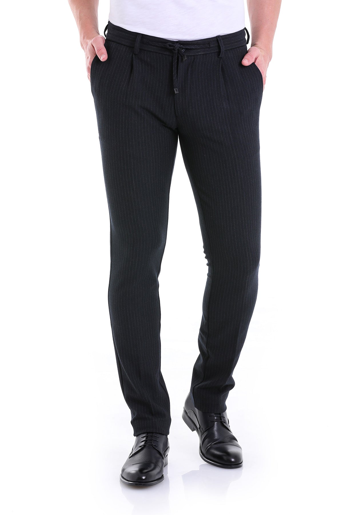 Slim Fit Side Pocket Low Waist Unpleated Navy Jogger Navy